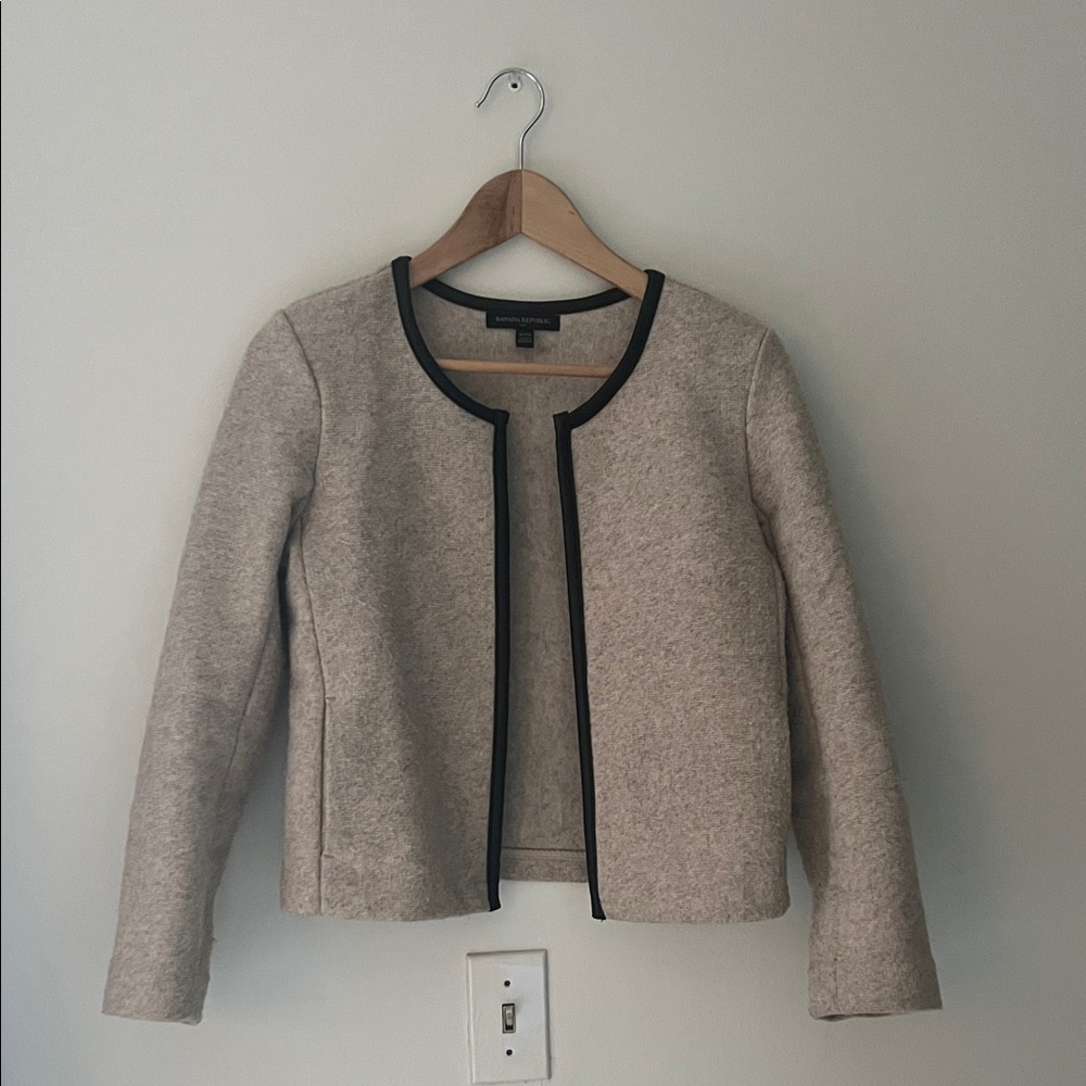 Banana Republic Women's Tan Blazer with Black Trim